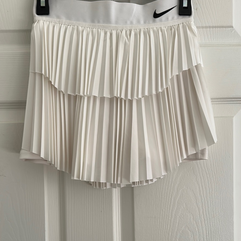 Nike White Mini Skater Skirt with Pleated Tiers